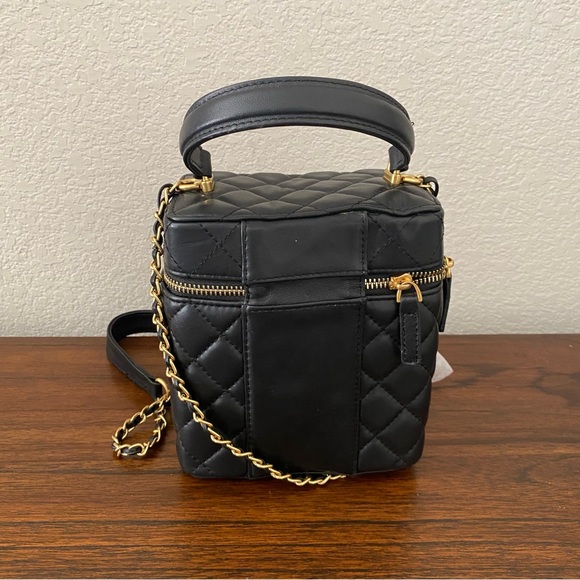 Black Quilted Small Vanity Case Box Bag w/ Chain Top Handle Crossbody S3 - Picture 3 of 10